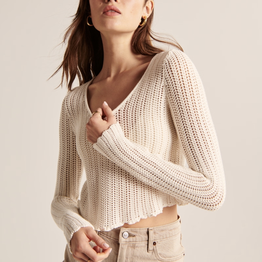 Abercrombie & Fitch Cropped Crochet Knit Sweater - Small